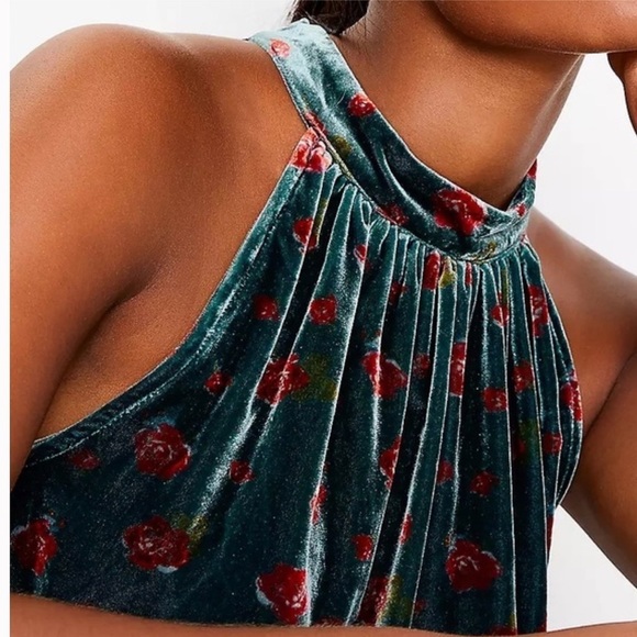 Ann Taylor LOFT Green Rose Print Velvet Halter Holiday Top Size XS - Picture 3 of 11